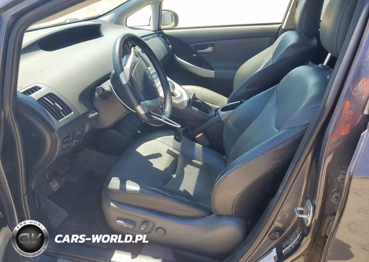 2014 Toyota Prius Plug-In Hybrid Advanced VIN:JTDKN3DP4E3057004 - 7