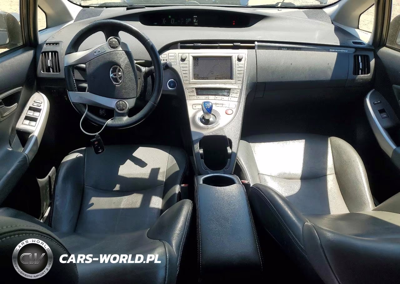 2014 Toyota Prius Plug-In Hybrid Advanced VIN:JTDKN3DP4E3057004 - 8