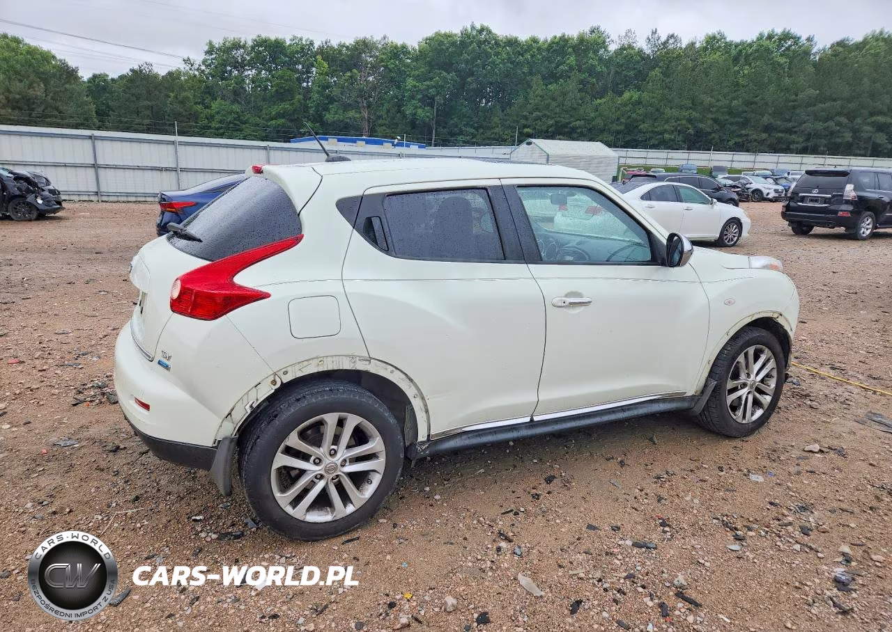2012 Nissan Juke S VIN:JN8AF5MR4CT104345 - 3