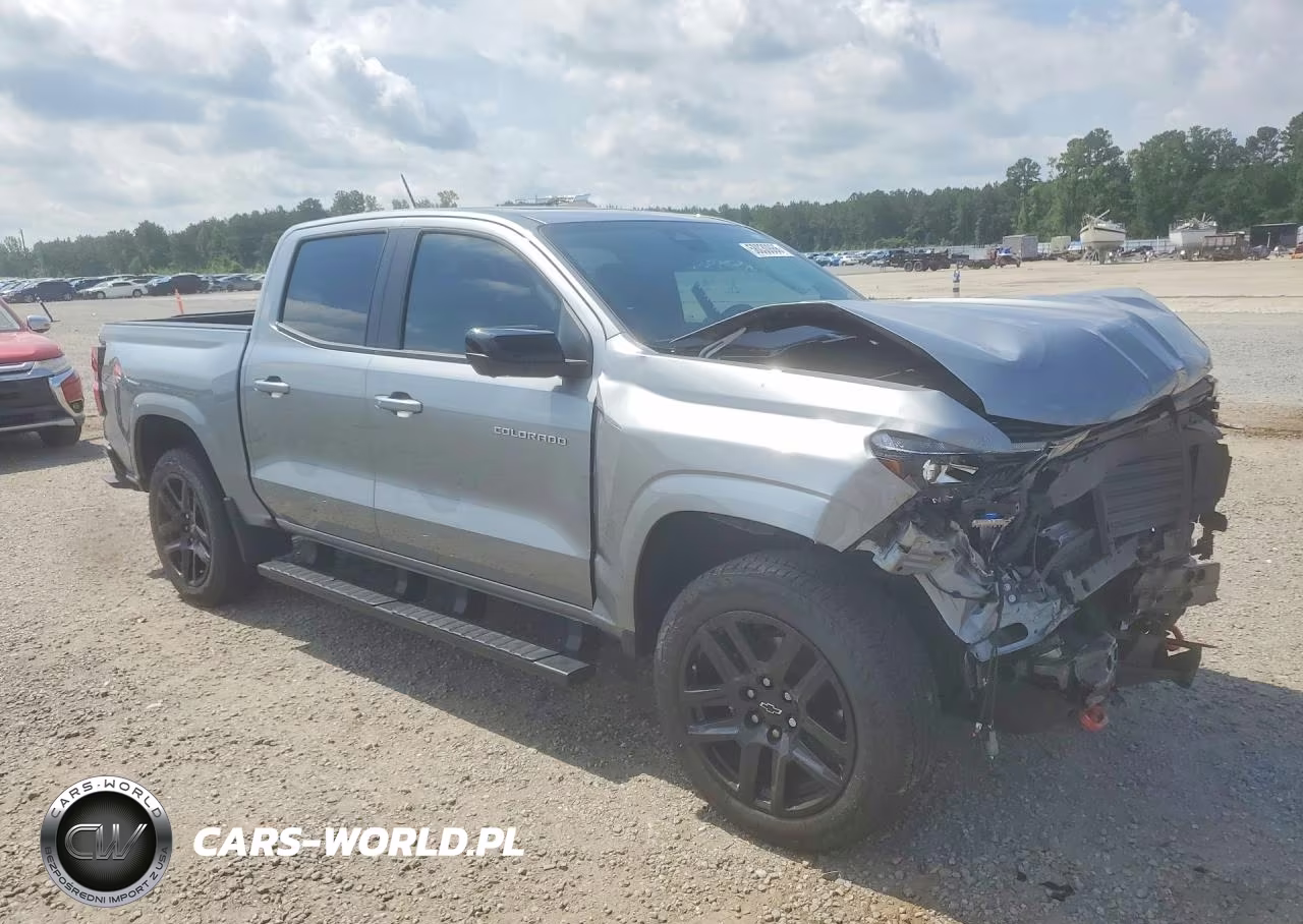 2025 Chevrolet Colorado Z71 VIN:1GCPTDEK4S1240382 - 4