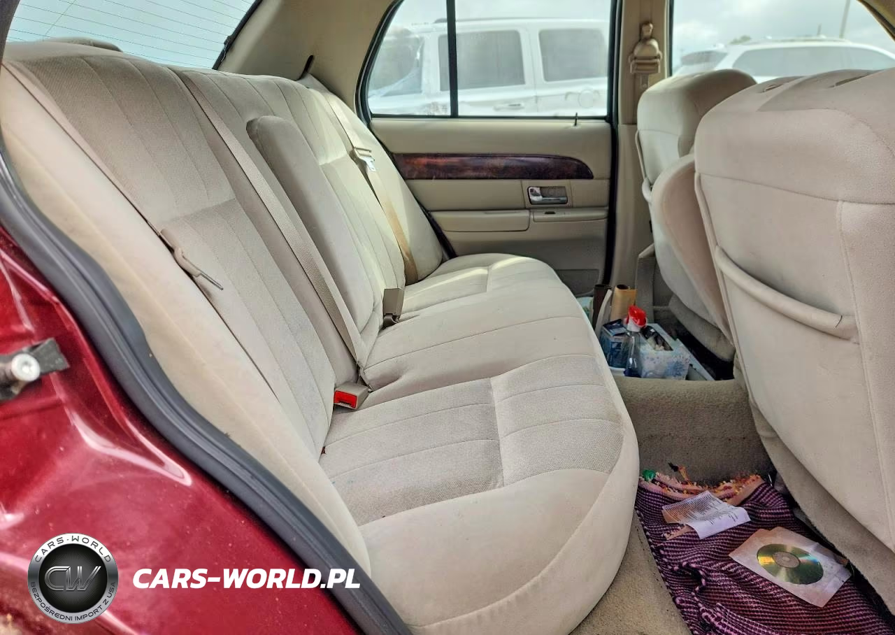 2008 Mercury Grand Marquis Gs VIN:2MEFM74V18X653638 - 10