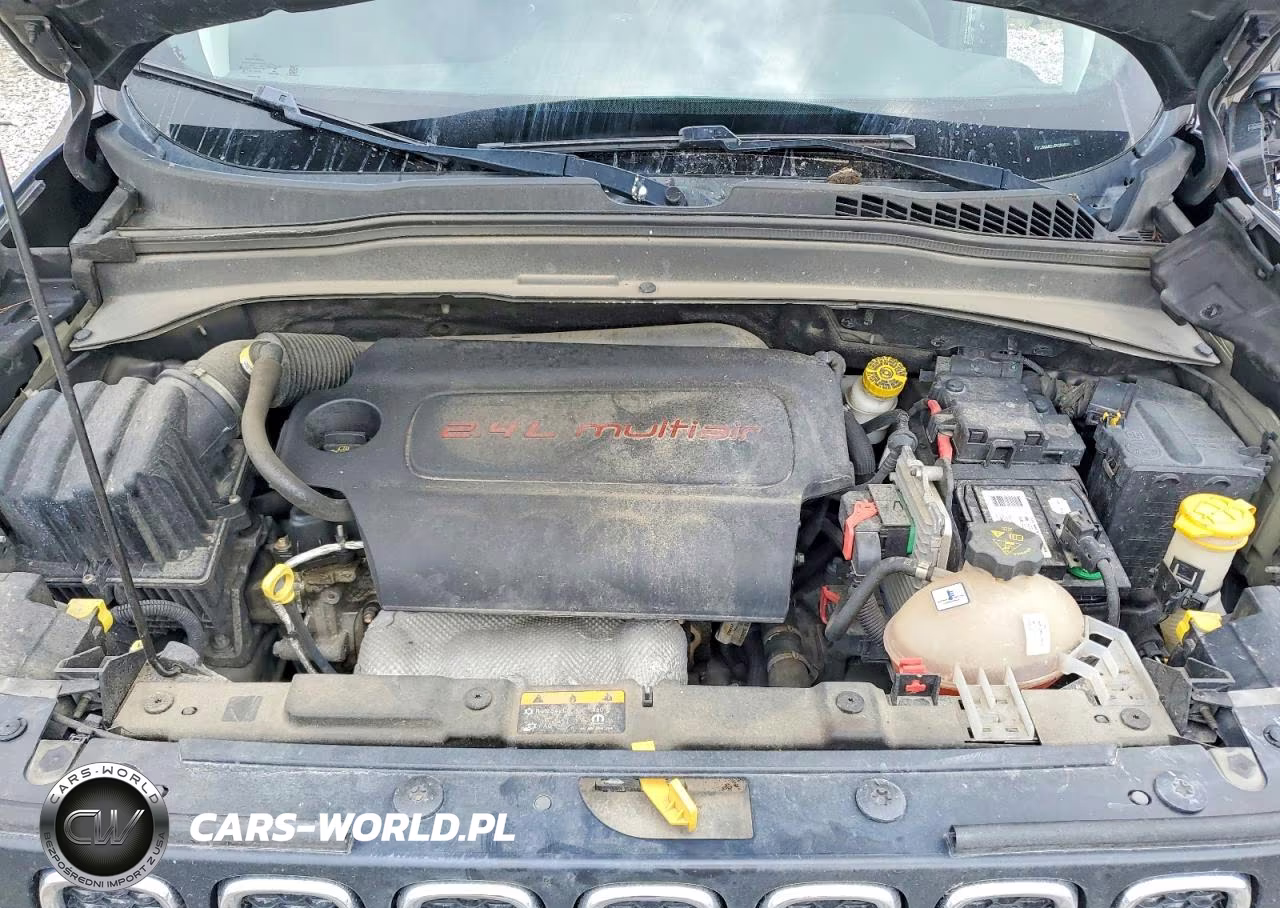 2018 Jeep Renegade Sport VIN:ZACCJBAB2JPG80520 - 11