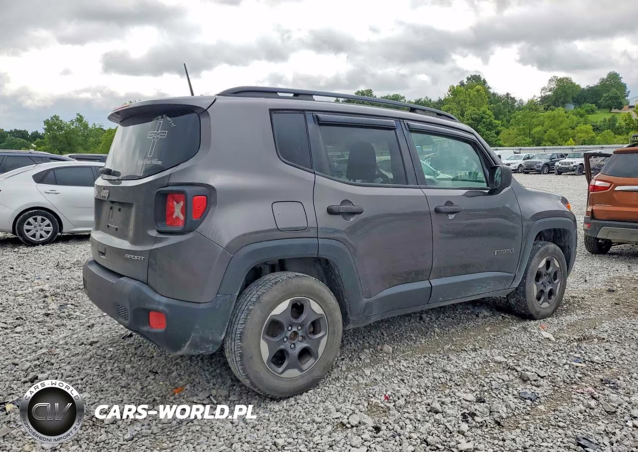 2018 Jeep Renegade Sport VIN:ZACCJBAB2JPG80520 - 3