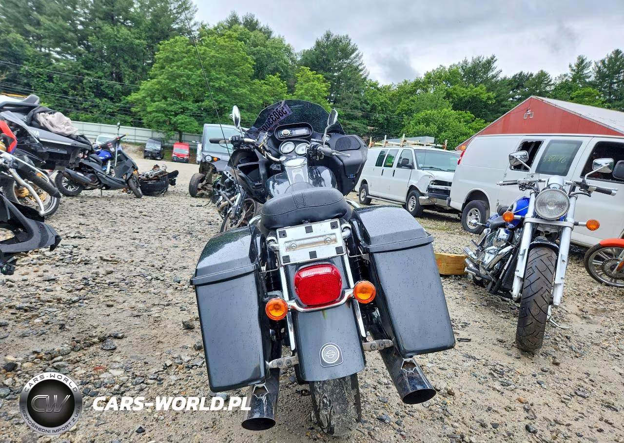 2005 Harley-Davidson Fltri VIN:1HD1FSW165Y659593 - 4