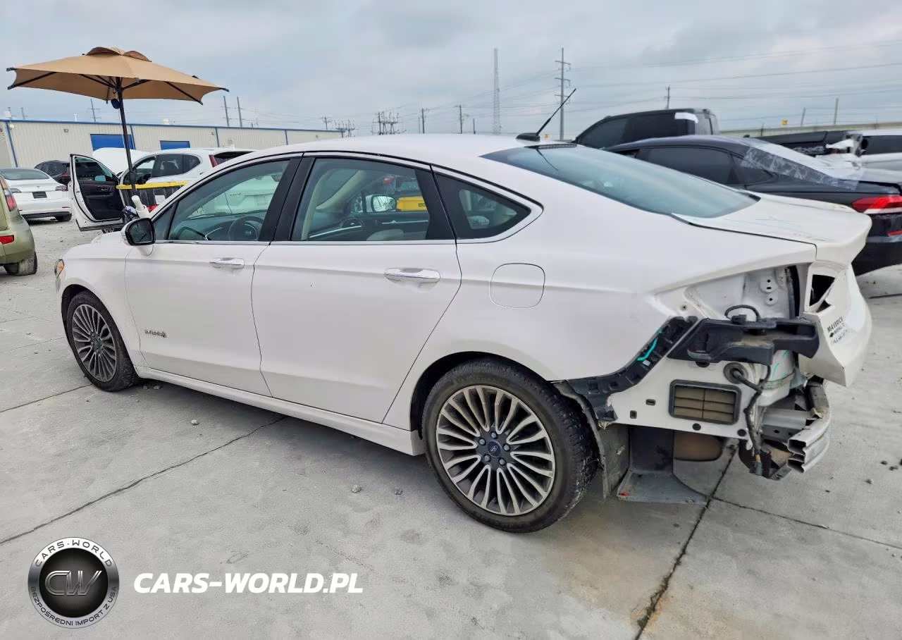2017 Ford Fusion Titanium Hev VIN:3FA6P0RU8HR317554 - 2