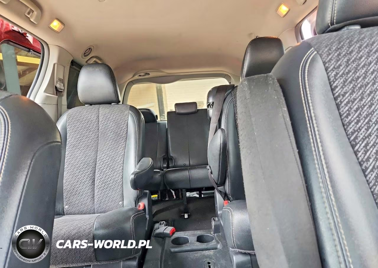 2013 Toyota Sienna Sport VIN:5TDXK3DC0DS315219 - 10
