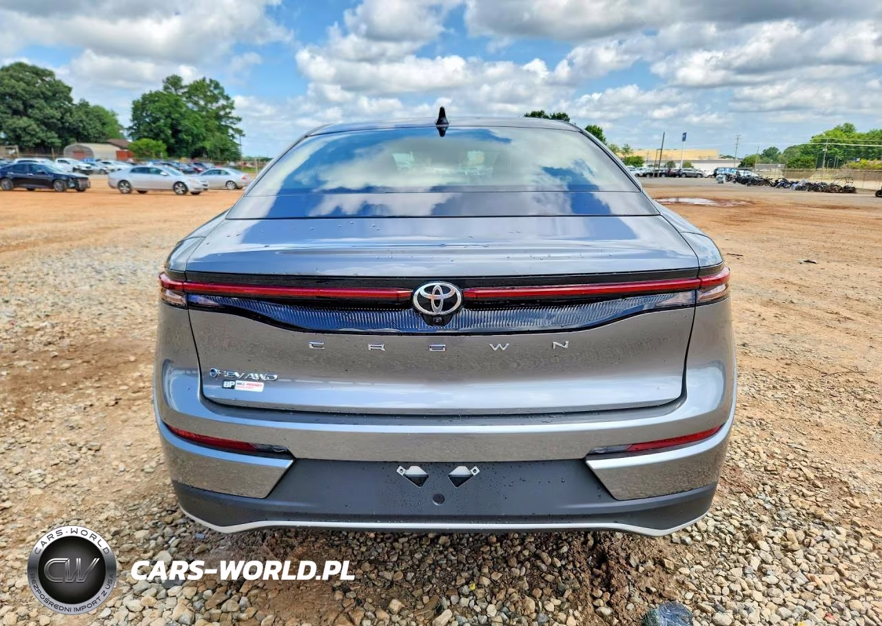 2026 Toyota Crown Xle VIN:JTDAAAAFXT3049588 - 6