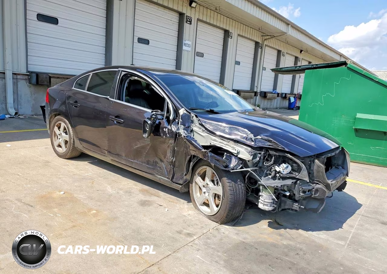 2013 Volvo S60 T5 VIN:YV1612FS5D2224218 - 4