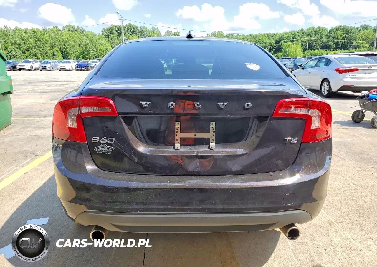 2013 Volvo S60 T5 VIN:YV1612FS5D2224218 - 6