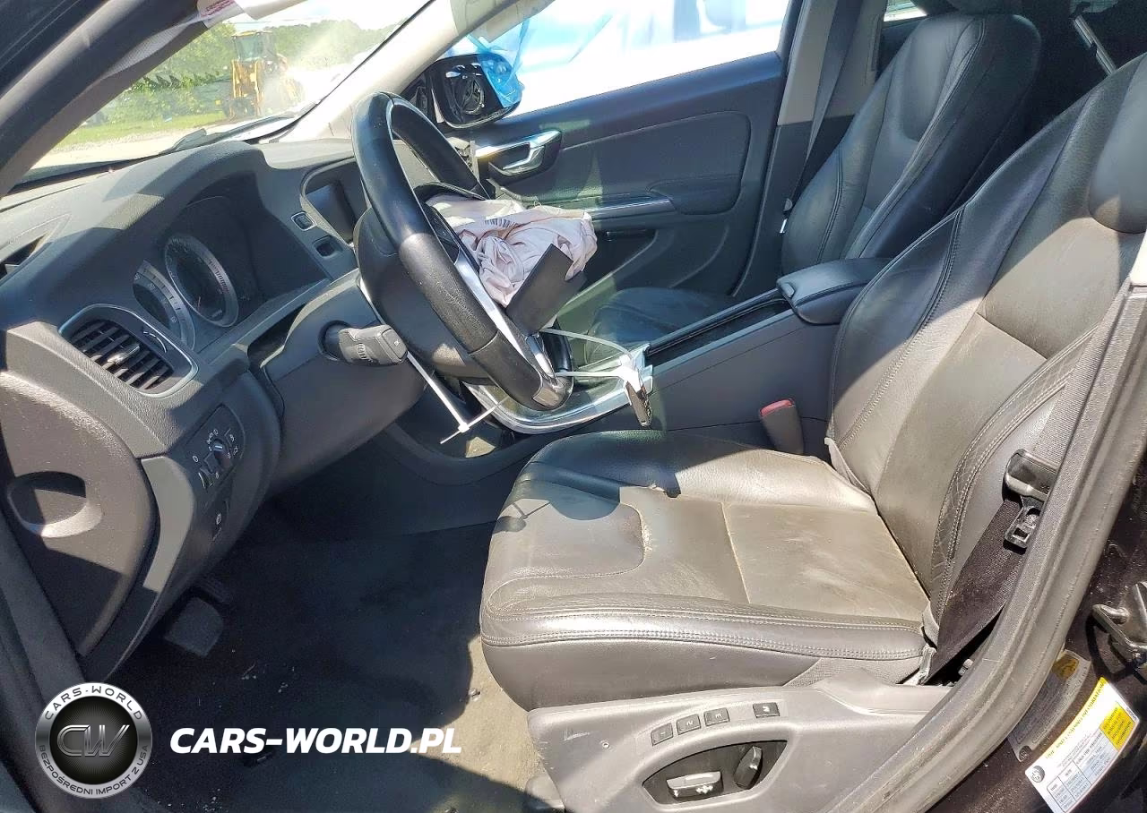 2013 Volvo S60 T5 VIN:YV1612FS5D2224218 - 7