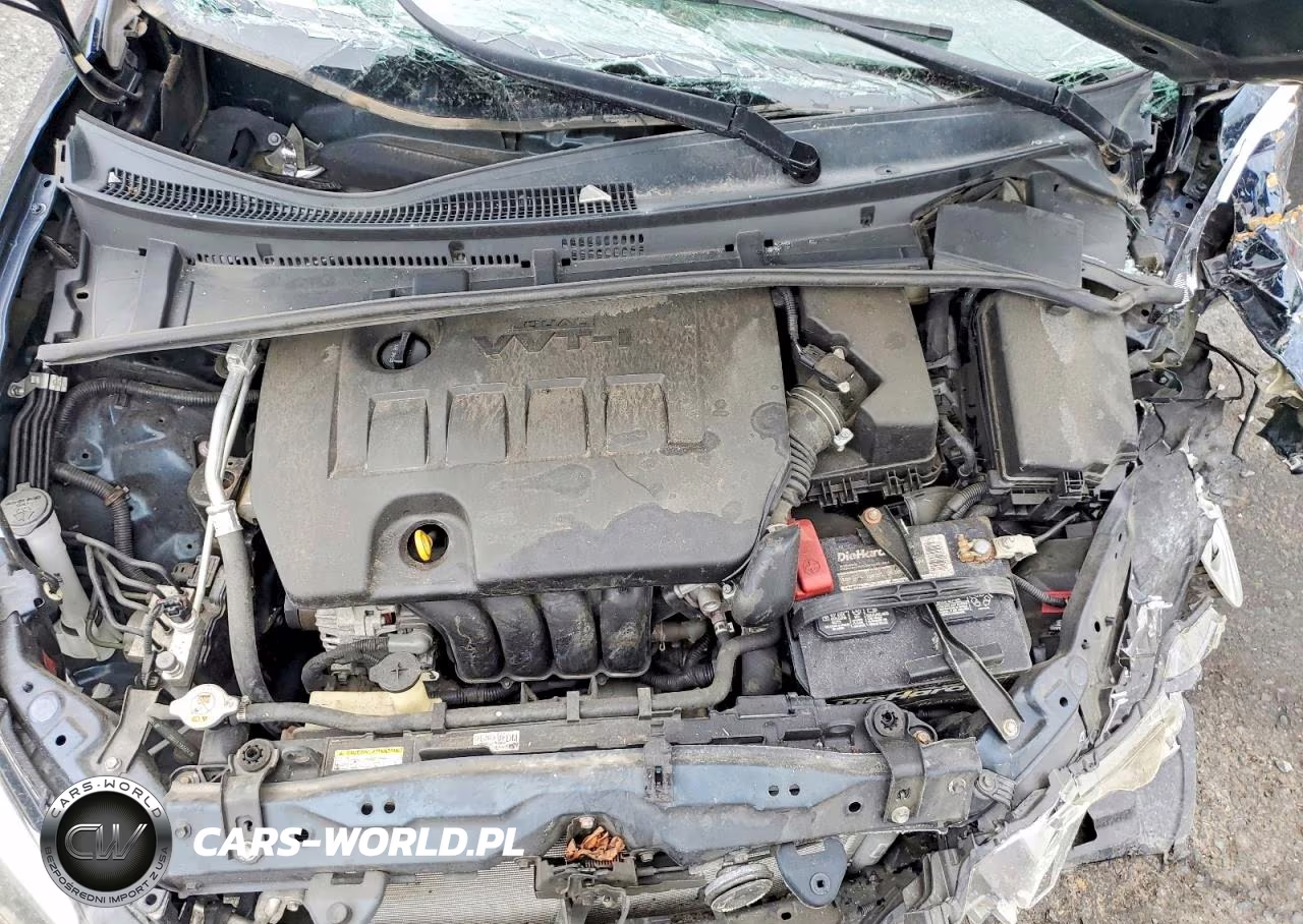 2018 Toyota Corolla Le VIN:2T1BURHE0JC053144 - 11