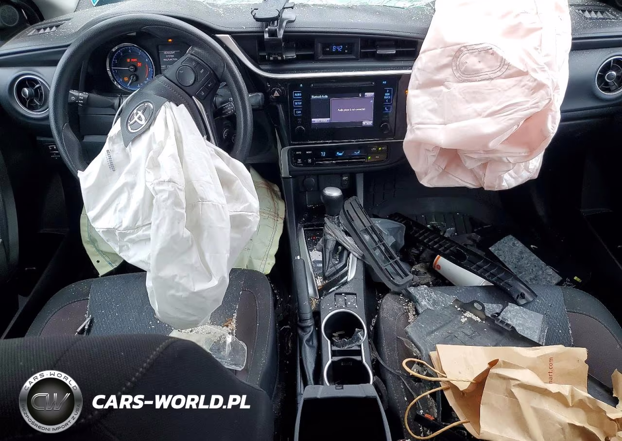 2018 Toyota Corolla Le VIN:2T1BURHE0JC053144 - 8