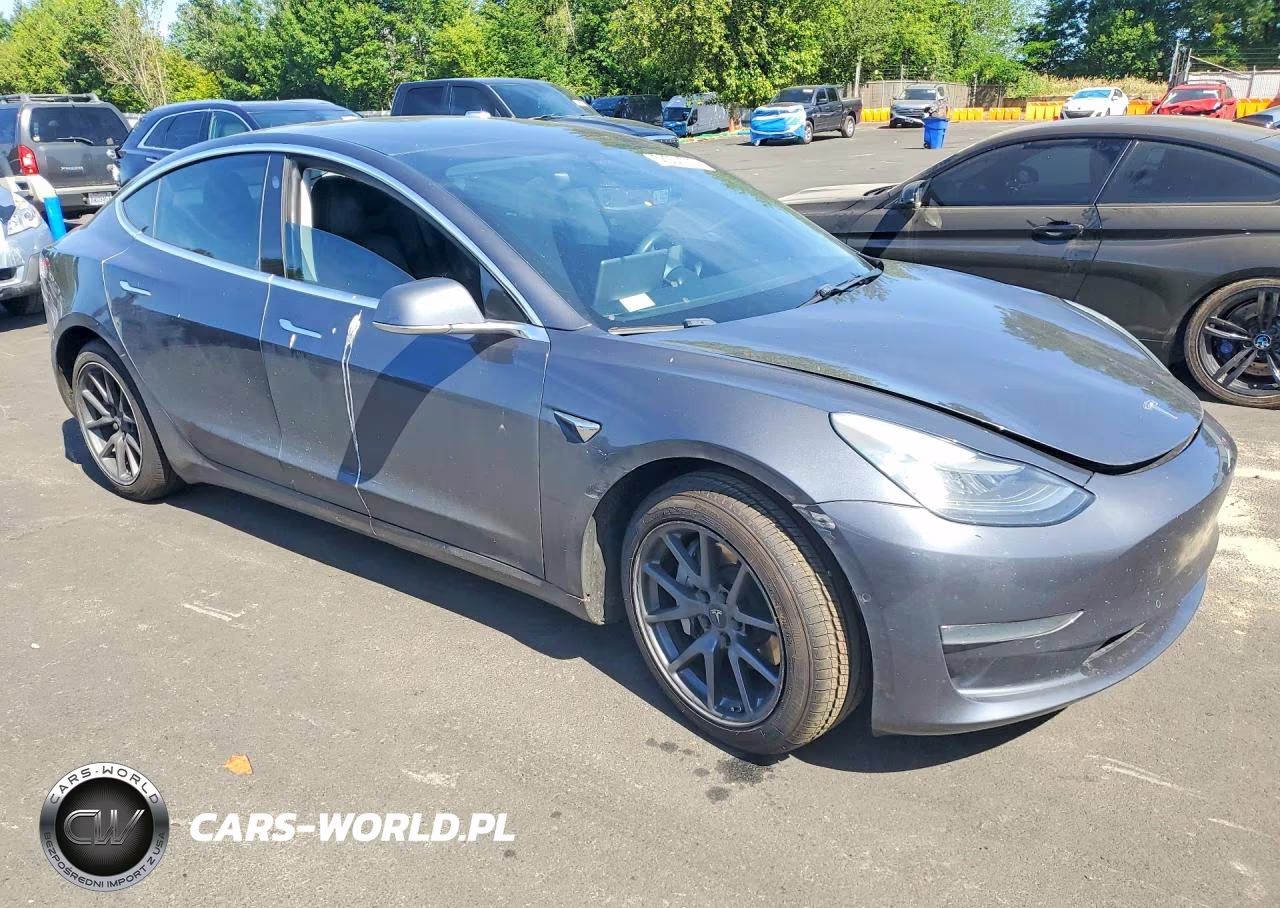 2019 Tesla Model 3 VIN:5YJ3E1EB3KF210482 - 4