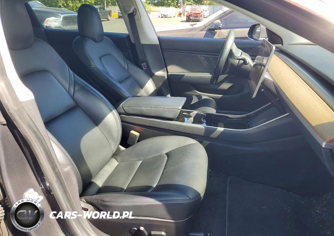 2019 Tesla Model 3 VIN:5YJ3E1EB3KF210482 - 7