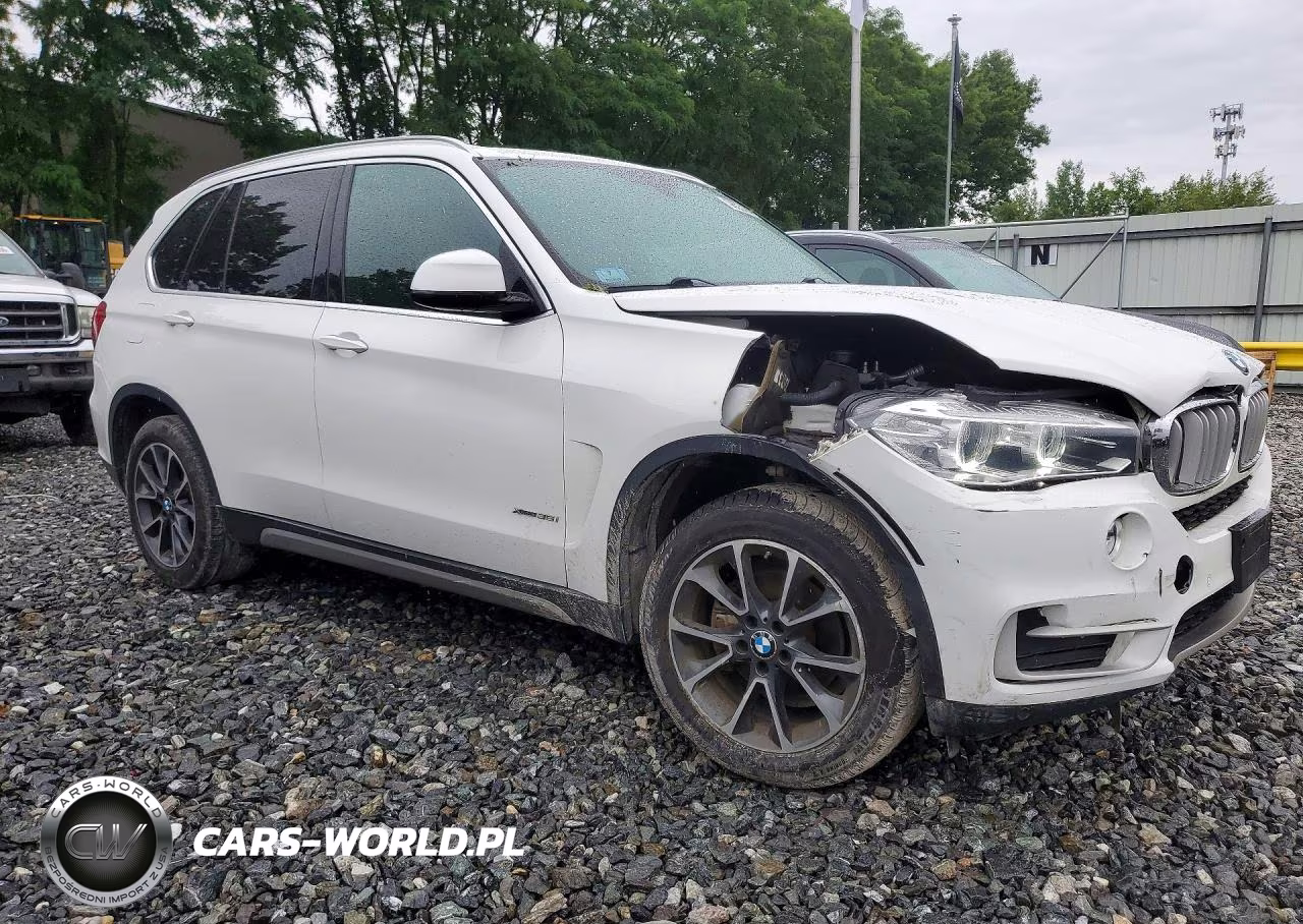 2018 BMW X5 xDrive35I VIN:5UXKR0C5XJL075647 - 4
