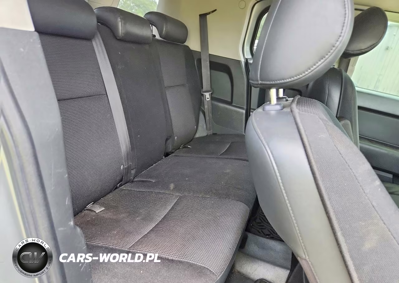 2007 Toyota Fj Cruiser Base VIN:JTEZU11F070002499 - 10