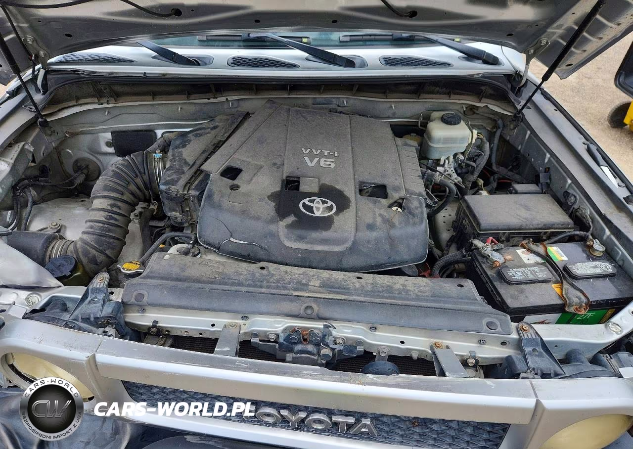 2007 Toyota Fj Cruiser Base VIN:JTEZU11F070002499 - 11