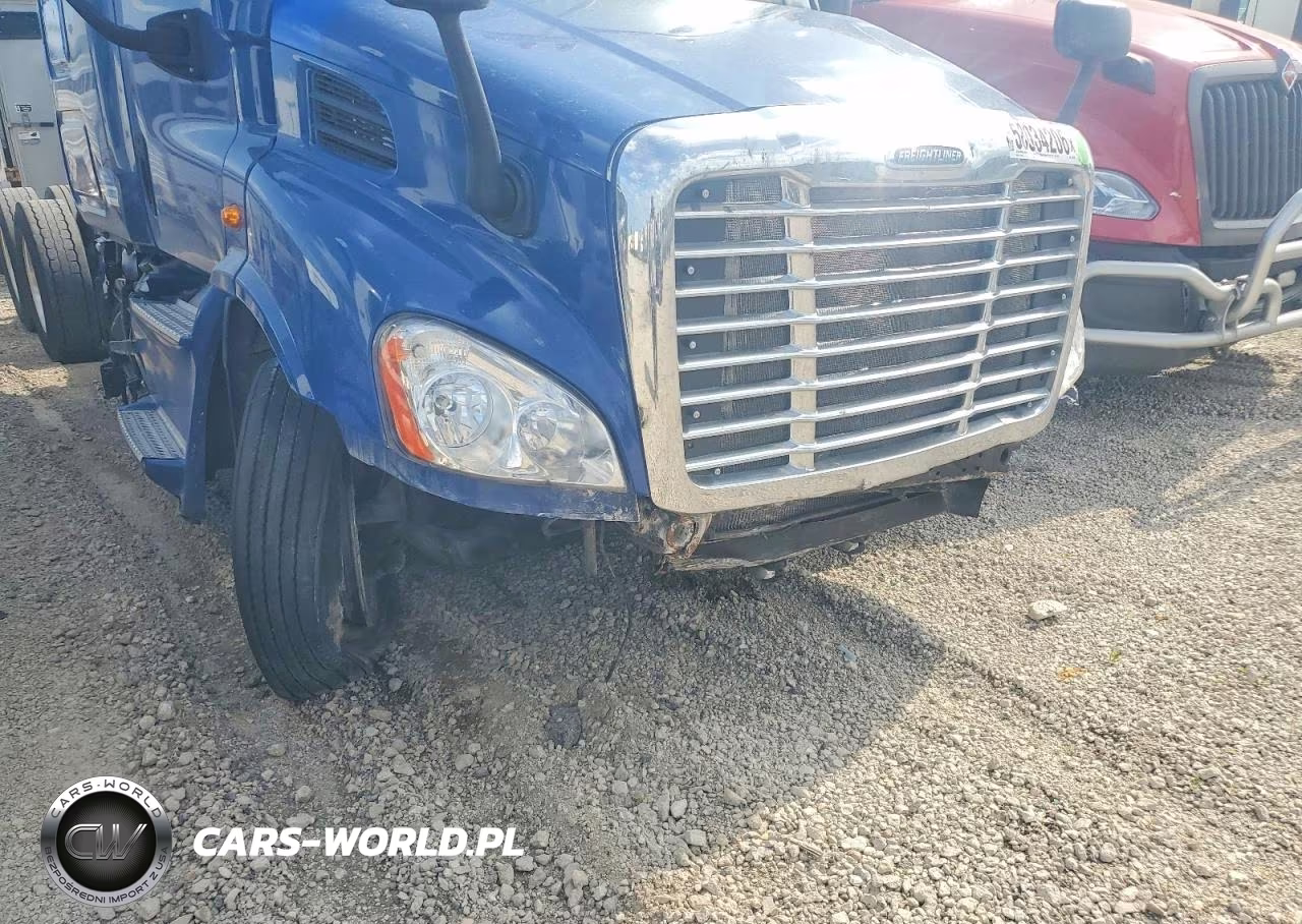2016 Freightliner Cascadia 113 Semi Truck VIN:1FUJGHDV8GLFM6540 - 10