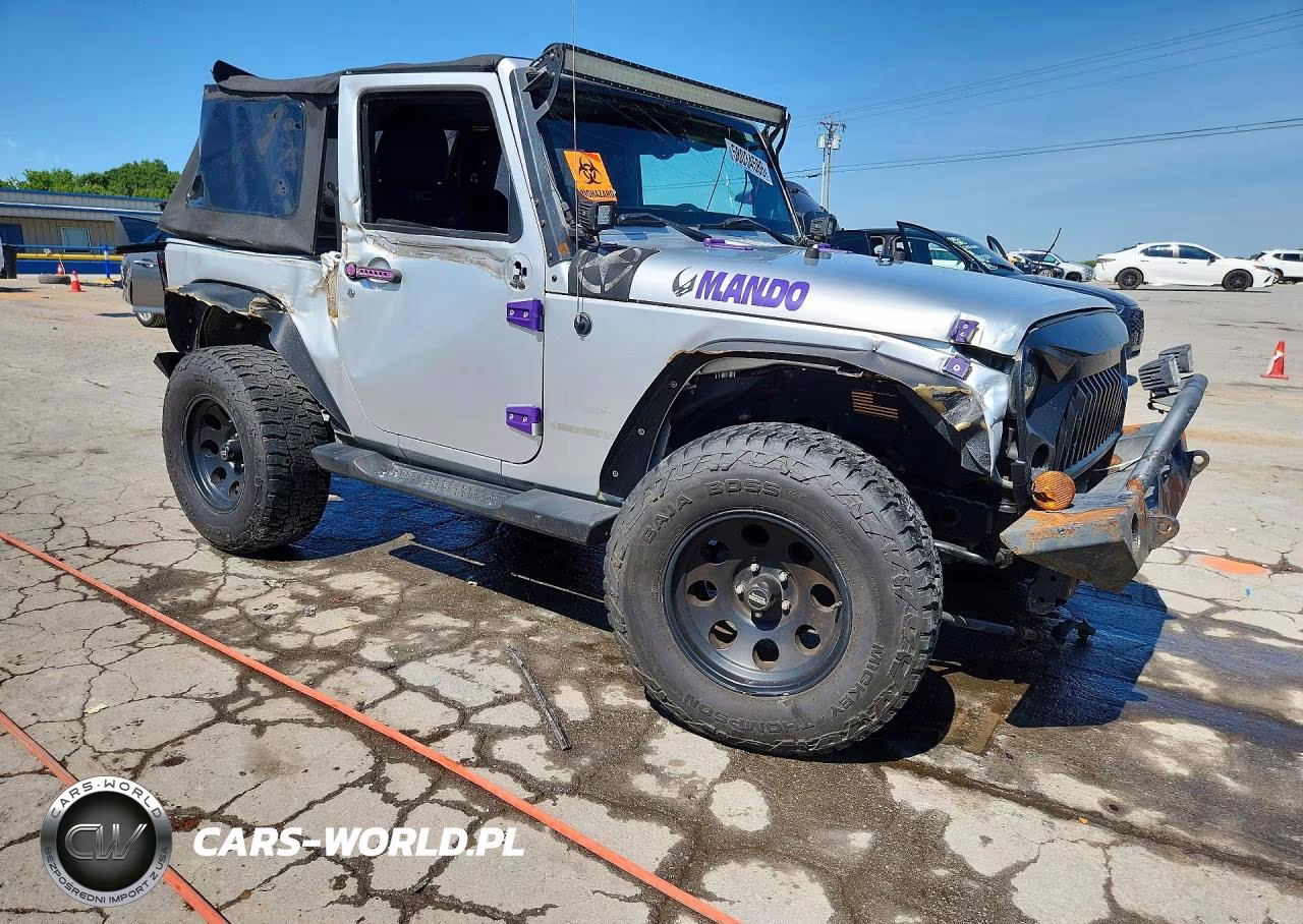 2011 Jeep Wrangler Sahara VIN:1J4AA5D12BL524084 - 4