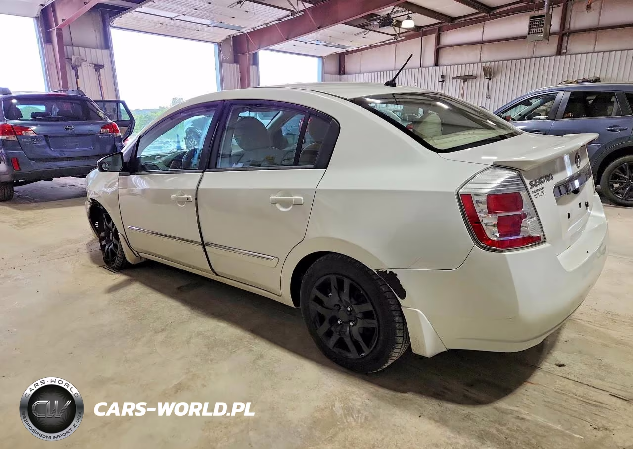2012 Nissan Sentra 2.0 VIN:3N1AB6AP1CL635462 - 2