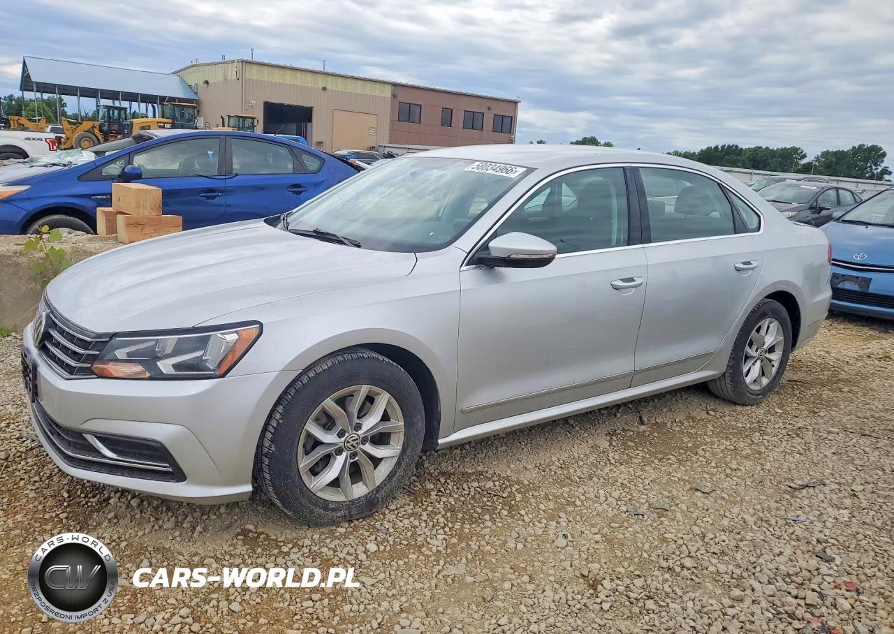 2017 Volkswagen Passat S – zdjęcie 1 z 12
