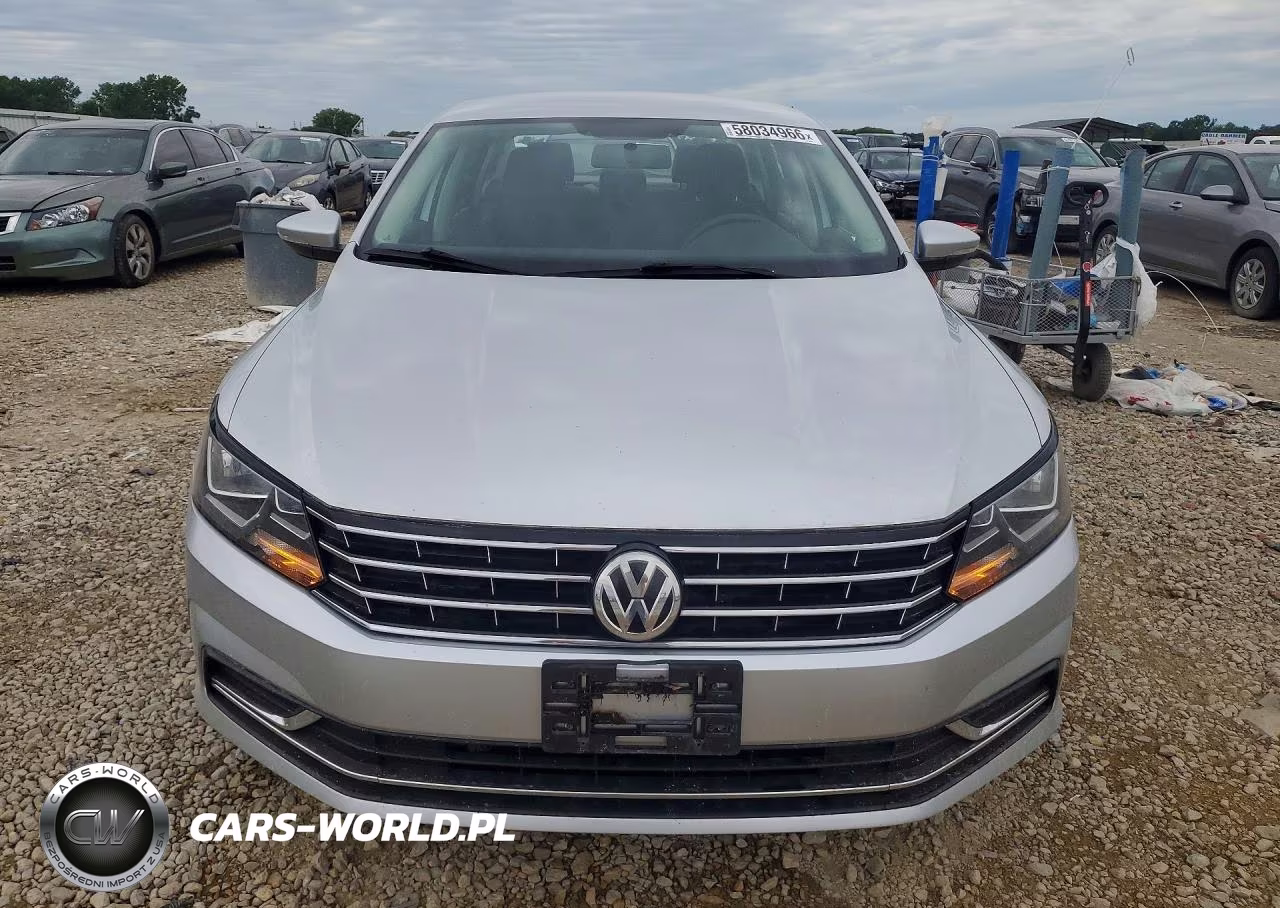 2017 Volkswagen Passat S VIN:1VWAT7A33HC059399 - 5