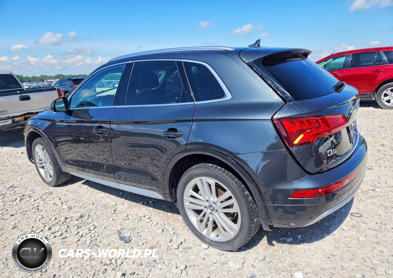2018 Audi Q5 Premium Plus VIN:WA1BNAFY6J2081597 - 2