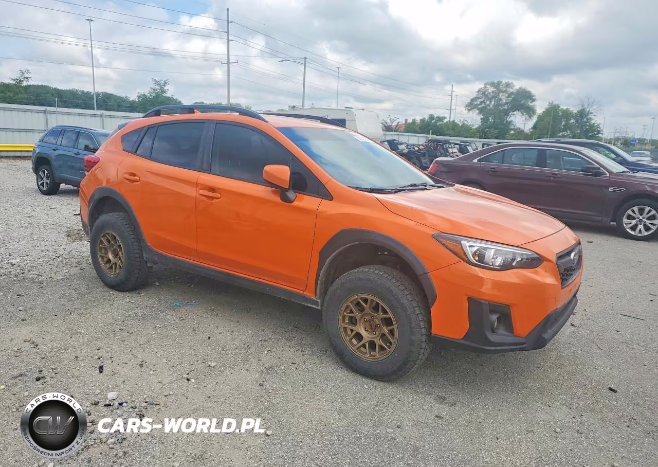 2018 Subaru Crosstrek Premium VIN:JF2GTABC4JH333549 - 4