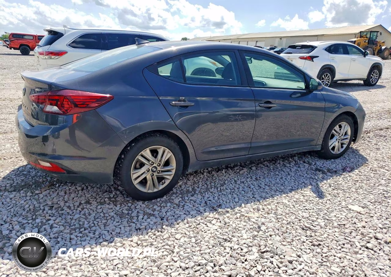 2020 Hyundai Elantra Sel VIN:5NPD84LF9LH582723 - 3