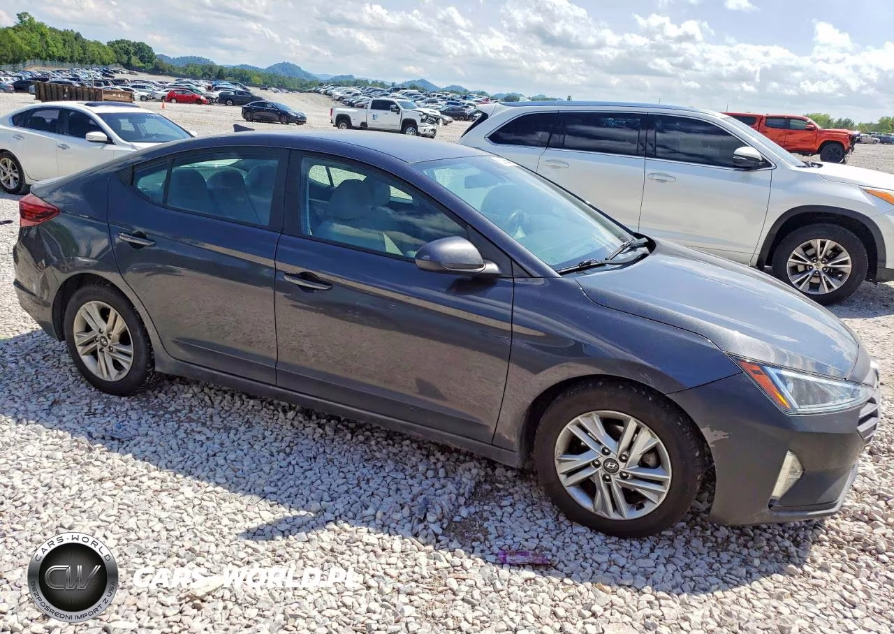 2020 Hyundai Elantra Sel VIN:5NPD84LF9LH582723 - 4