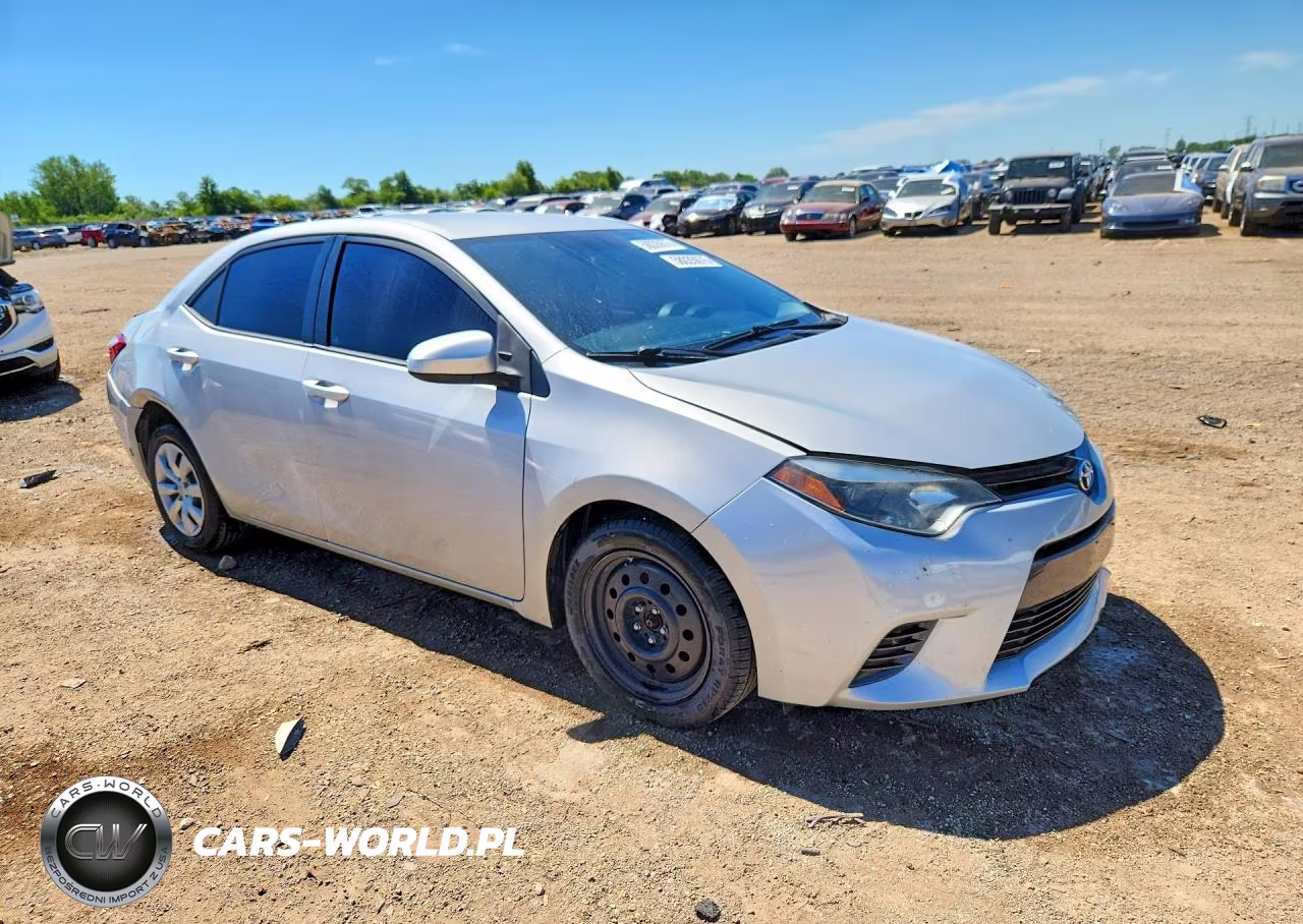 2015 Toyota Corolla Le VIN:2T1BURHE1FC467296 - 4