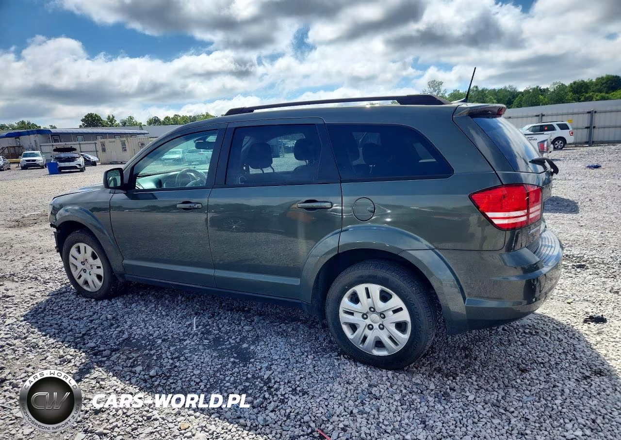 2018 Dodge Journey Se VIN:3C4PDCAB8JT445661 - 2