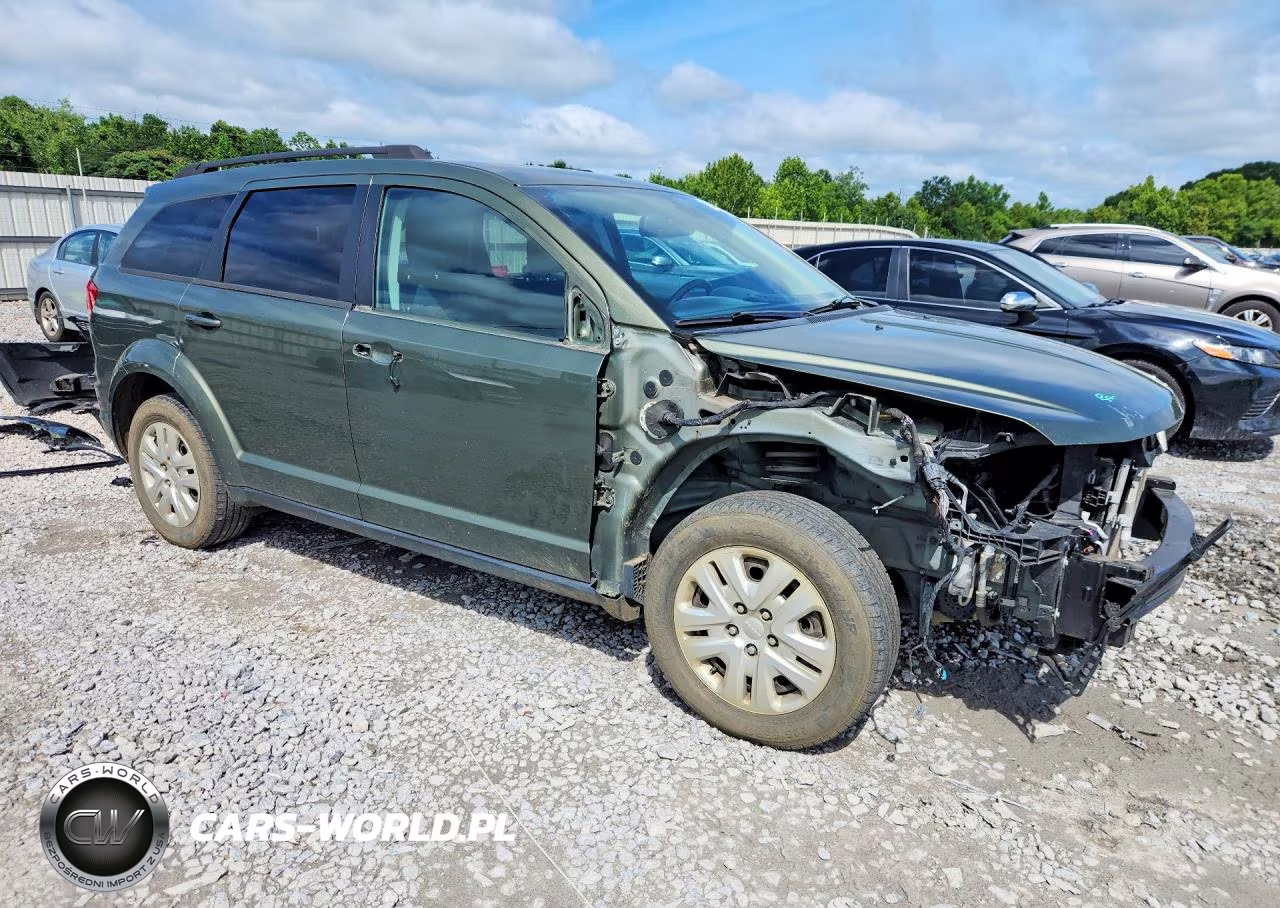 2018 Dodge Journey Se VIN:3C4PDCAB8JT445661 - 4