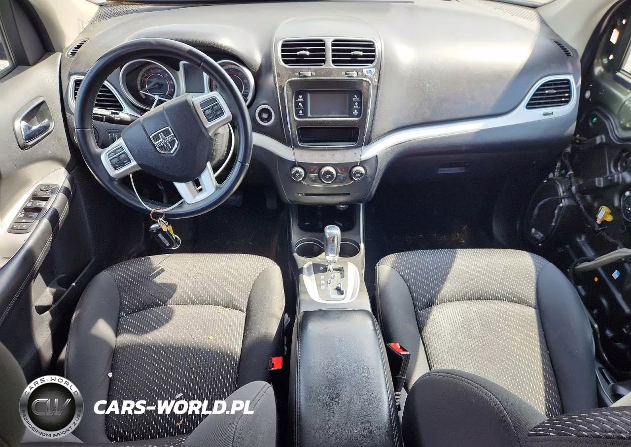 2018 Dodge Journey Se VIN:3C4PDCAB8JT445661 - 8