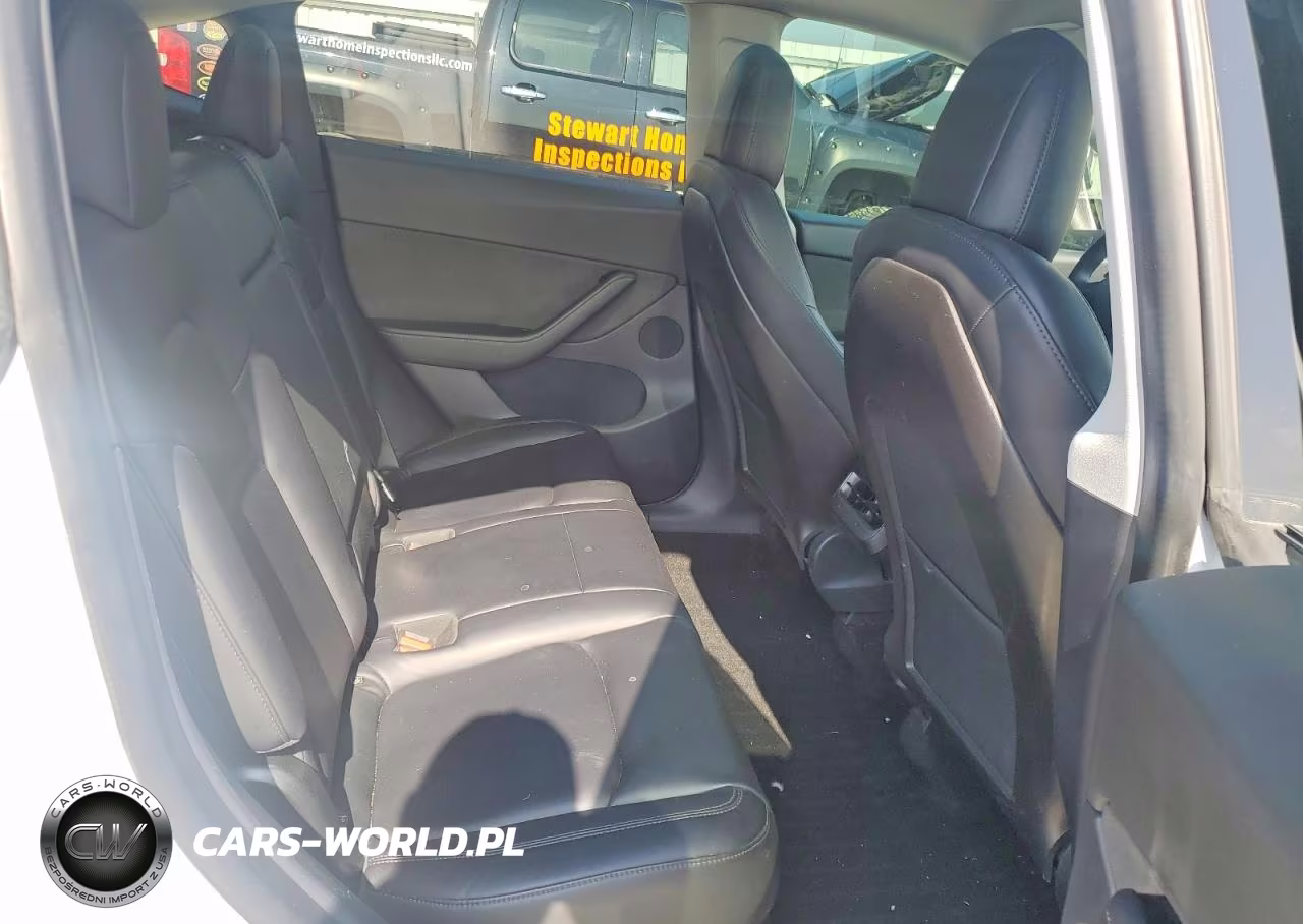 2020 Tesla Model Y VIN:5YJYGDEE2LF015437 - 11