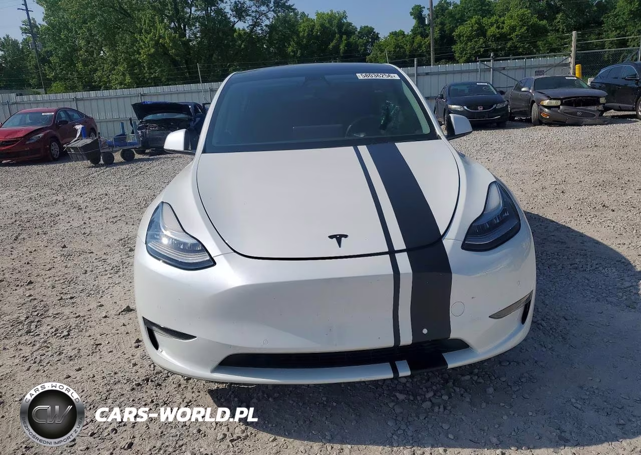 2020 Tesla Model Y VIN:5YJYGDEE2LF015437 - 5