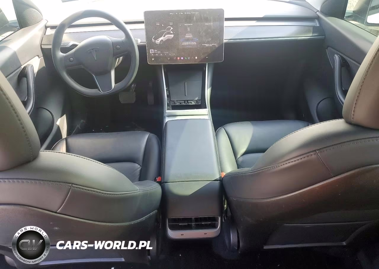 2020 Tesla Model Y VIN:5YJYGDEE2LF015437 - 8