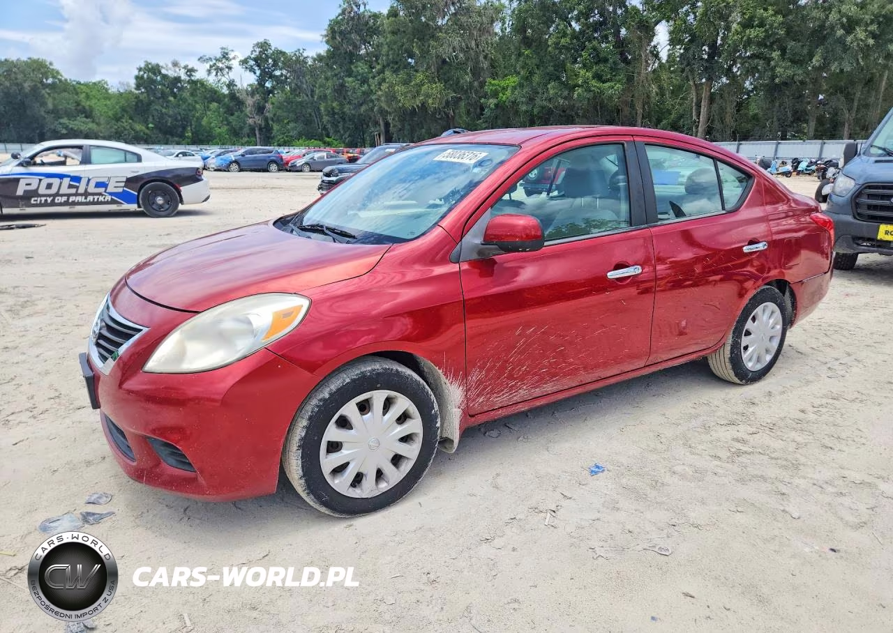 2012 Nissan Versa 1.6 S