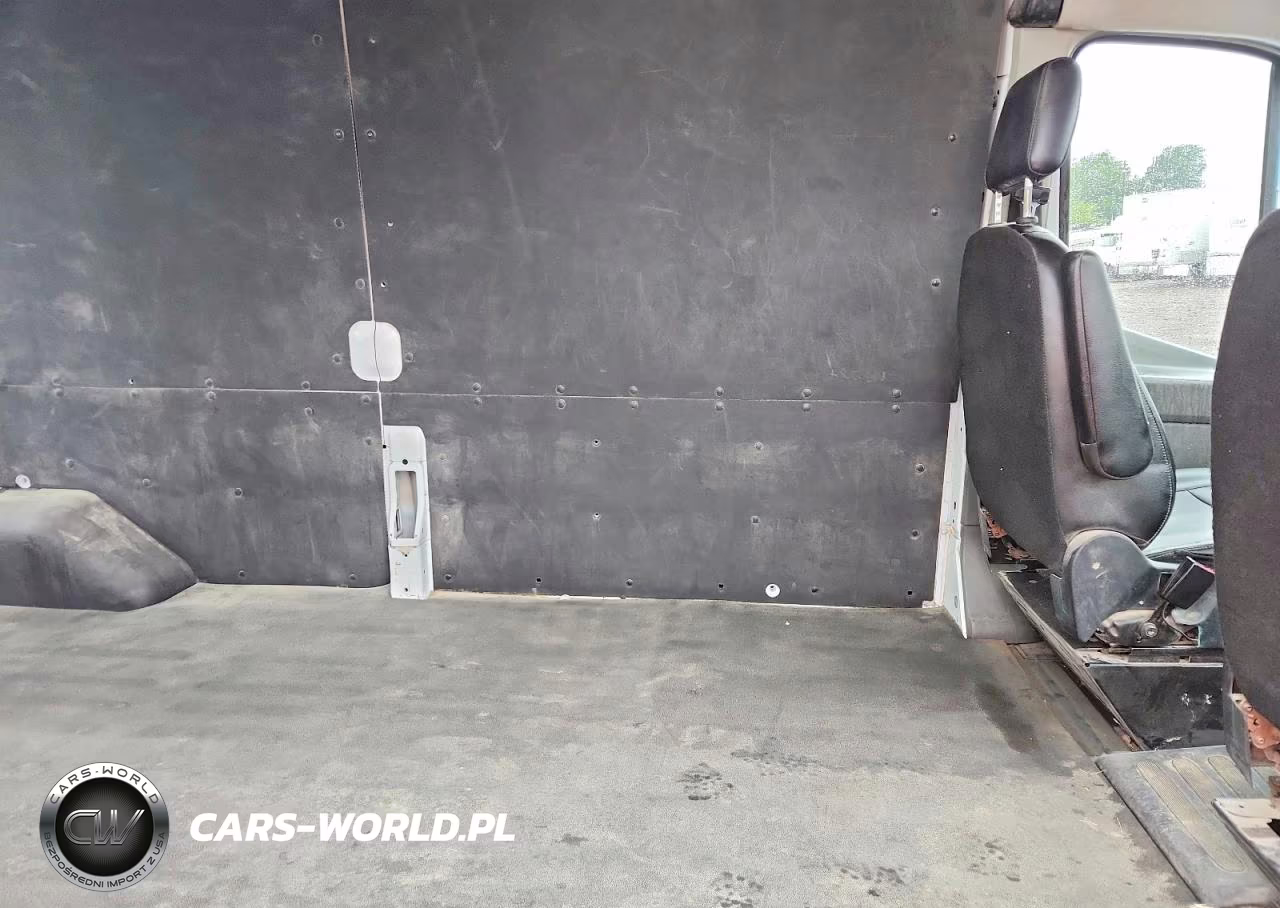 2023 Ford Transit 250 Delivery Van VIN:1FTBR1C81PKA82339 - 11