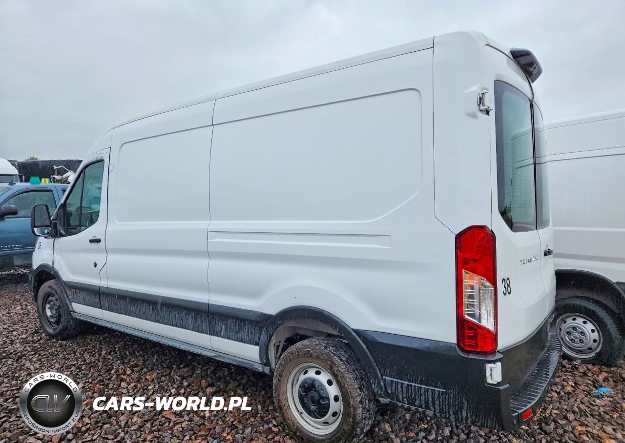 2023 Ford Transit 250 Delivery Van VIN:1FTBR1C81PKA82339 - 2