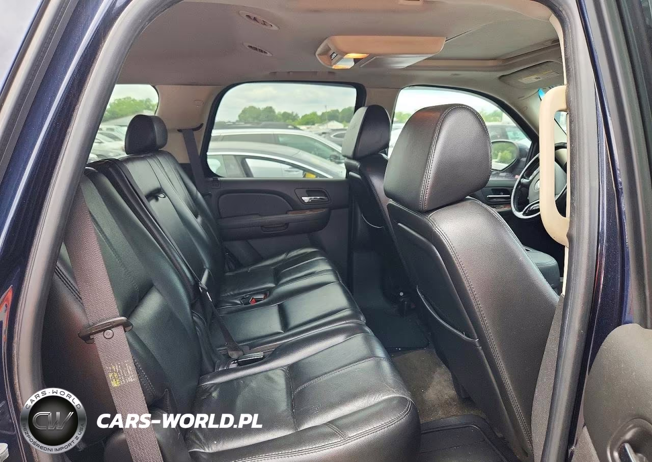 2007 Chevrolet Tahoe K1500 VIN:1GNFK130X7J238097 - 11
