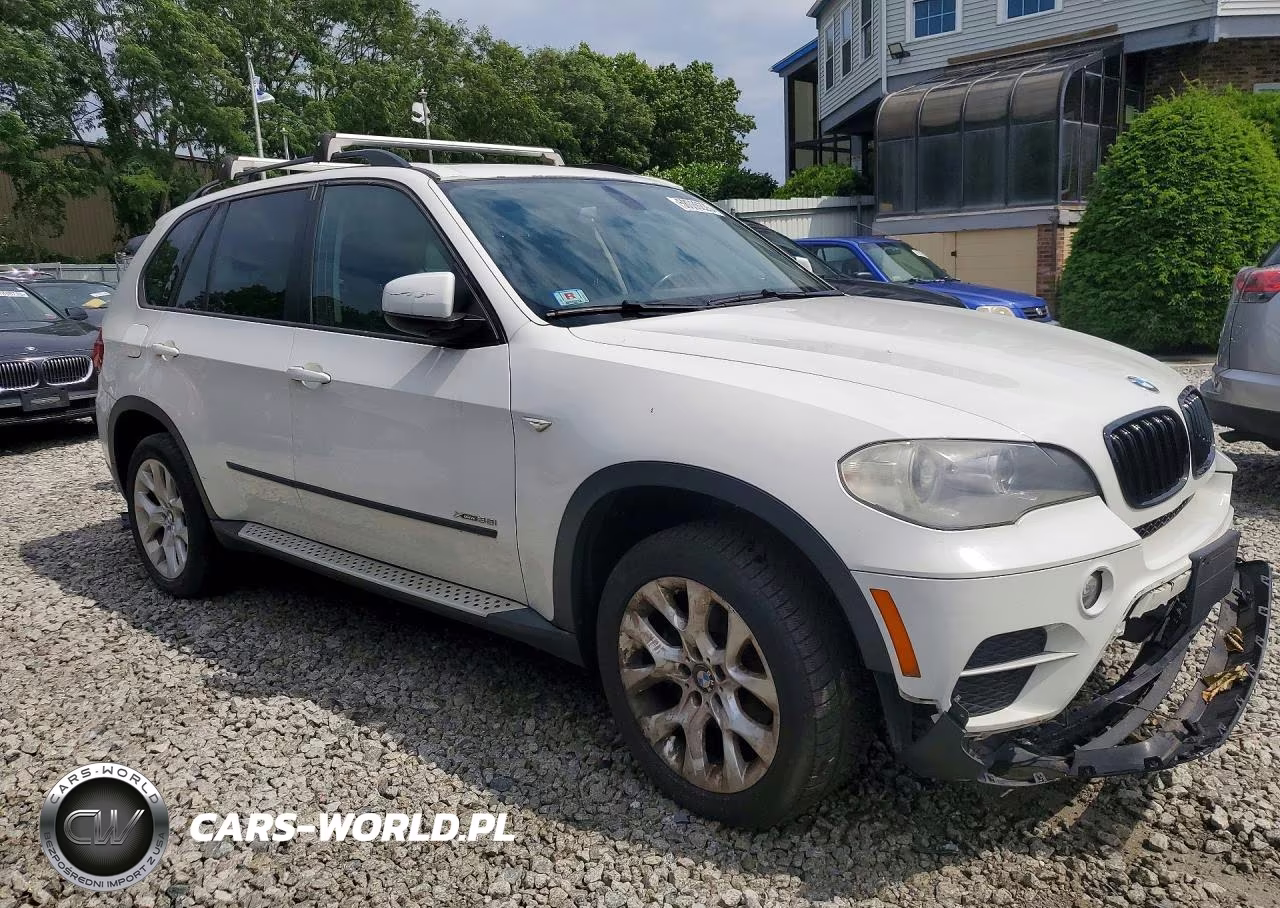 2013 BMW X5 xDrive35I VIN:5UXZV4C54D0B17479 - 4