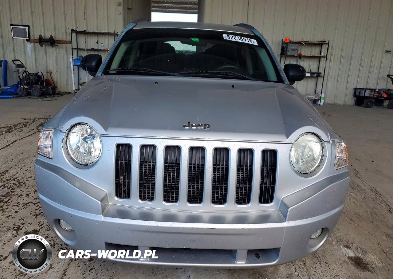 2010 Jeep Compass Sport VIN:1J4NT4FB8AD600301 - 5