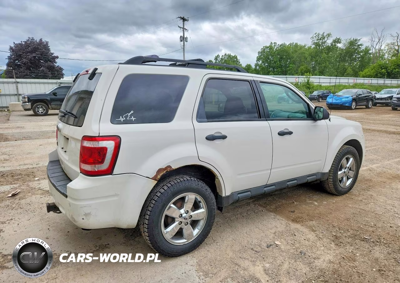 2012 Ford Escape Xlt VIN:1FMCU0D73CKB96903 - 3