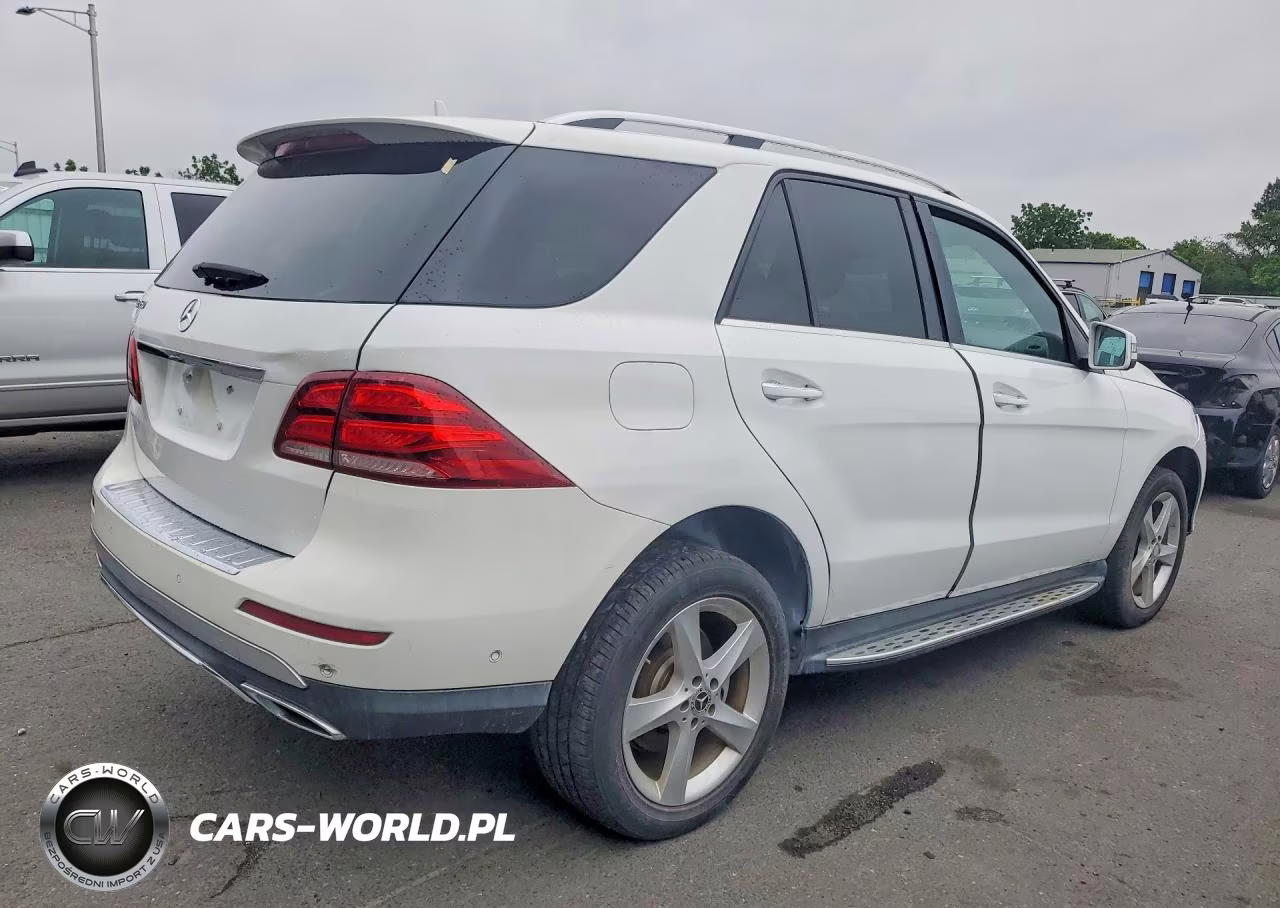 2018 Mercedes-Benz Gle 350 4Matic VIN:4JGDA5HB5JB127135 - 3