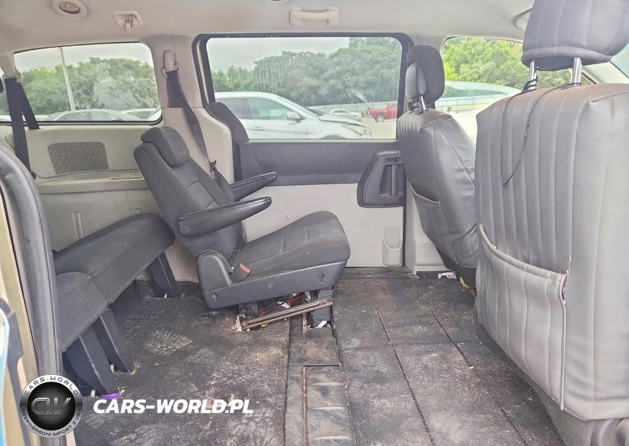 2010 Dodge Grand Caravan Se VIN:2D4RN4DE6AR350099 - 11