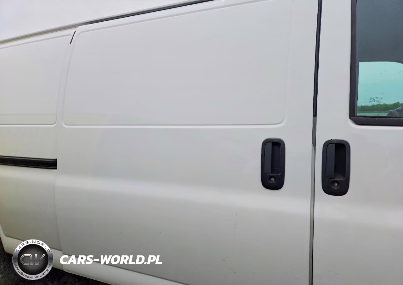 2022 Chevrolet Expres2500 VIN:1GCWGBF7XN1287841 - 11