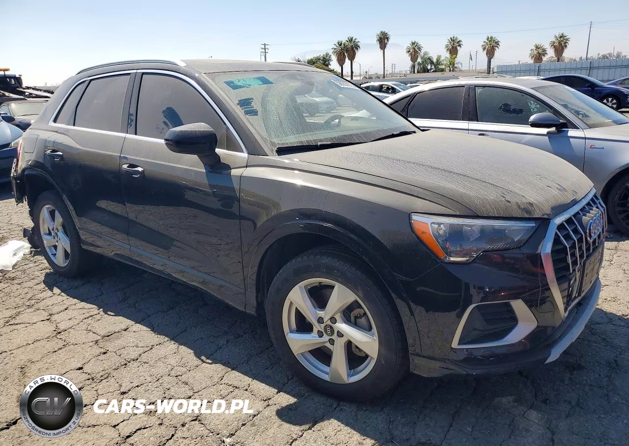 2021 Audi Q3 Premium 40 VIN:WA1AUCF3XM1132169 - 4