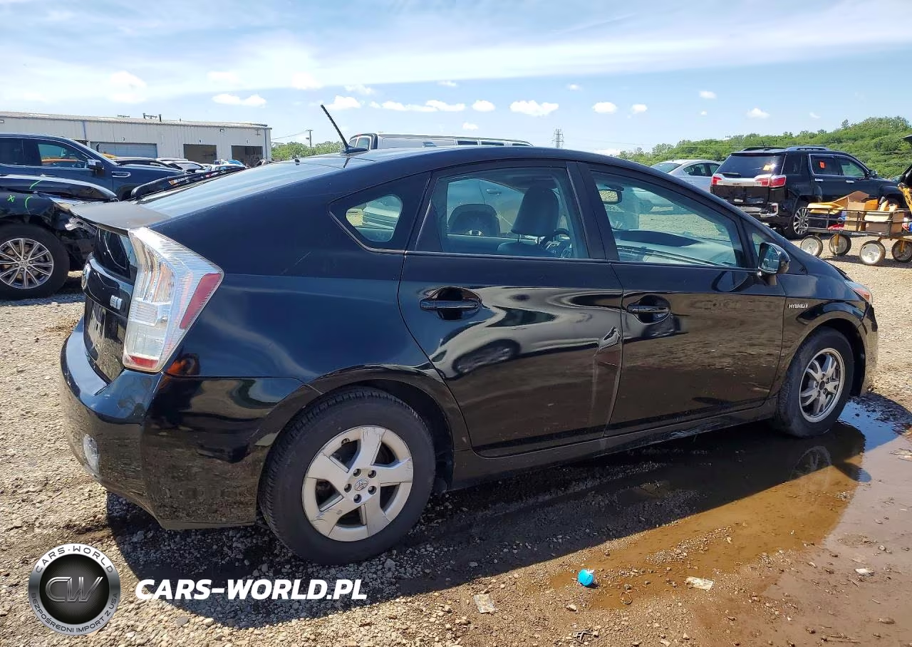 2011 Toyota Prius Four VIN:JTDKN3DU7B0287297 - 3