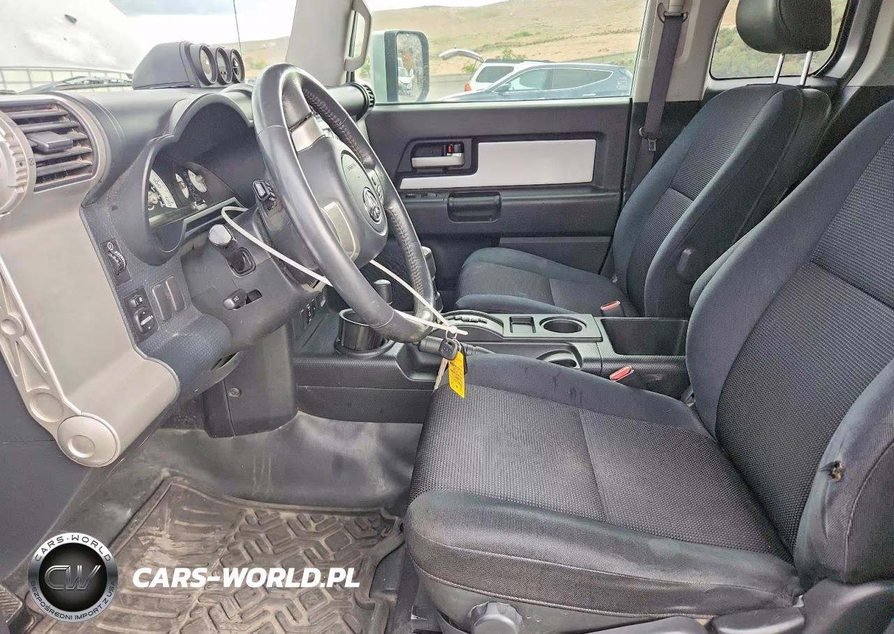 2007 Toyota Fj Cruiser Base VIN:JTEBU11F170098581 - 7